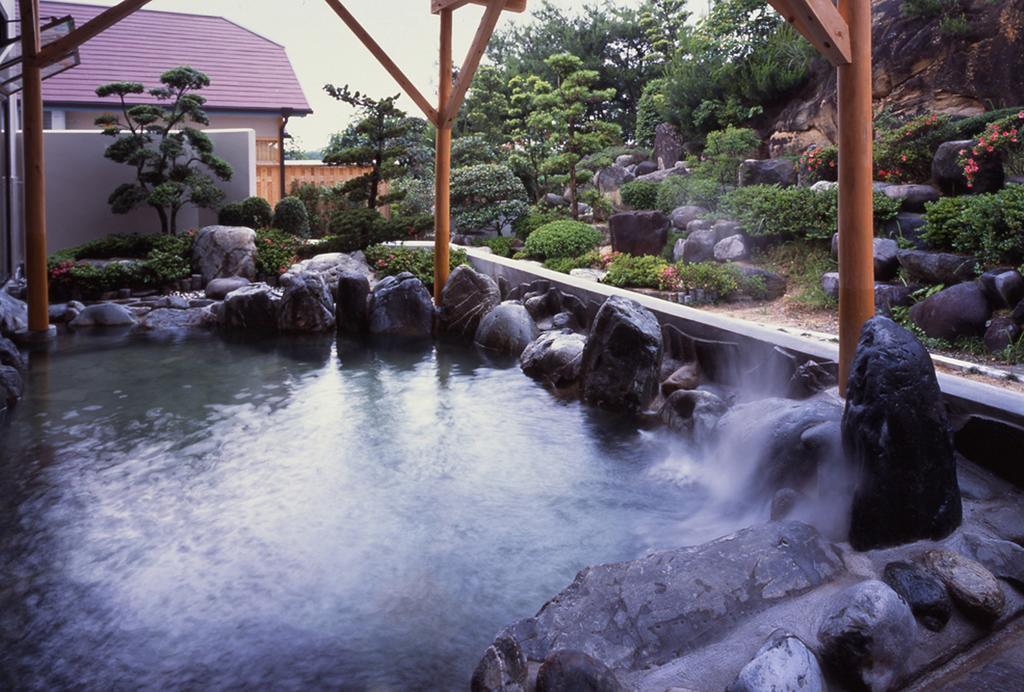 Misakitei Hotel Kami Amakusa Buitenkant foto
