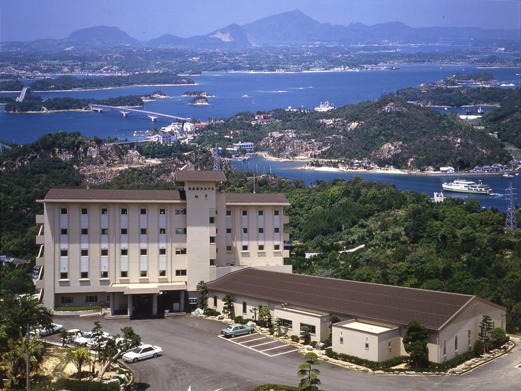 Misakitei Hotel Kami Amakusa Buitenkant foto